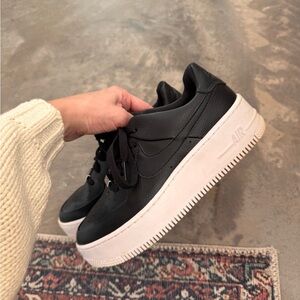 Nike Women’s Air Force 1 Platform
